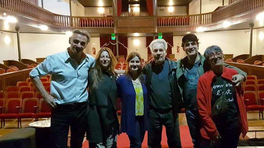 Hugo Arana y elenco en el Teatro Español